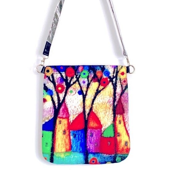 Sweetest! Brand New ‘Little Magic Light Neighbourhood’ Art Gallery Purse ❤️💜⭐️ - Picture 5 of 11